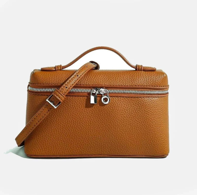 Sac ALMA AMBER en cuir grainé camel fuchsia, avec bandoulière et finitions argentées - LANA PARIS