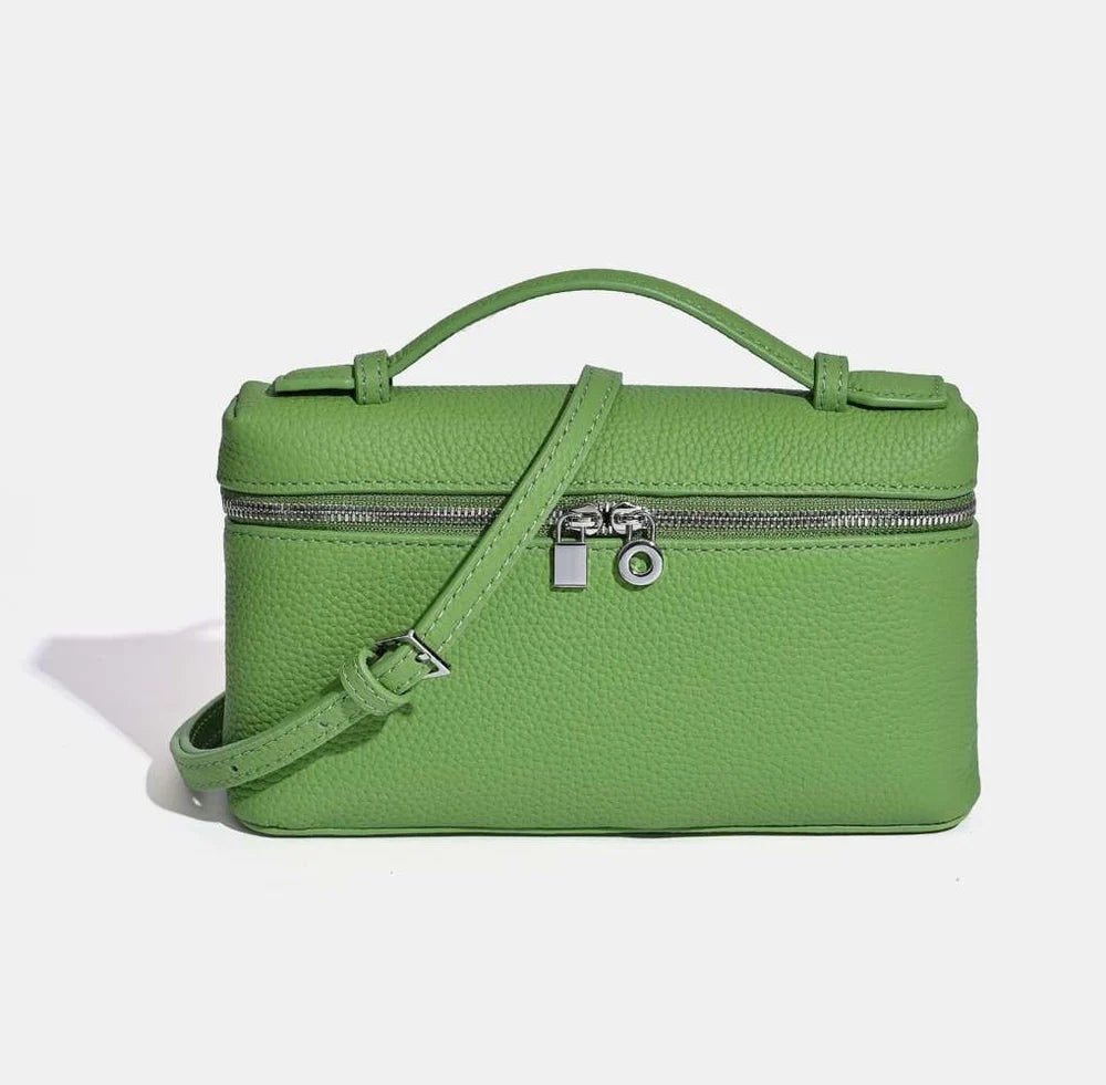 Sac ALMA Verde en cuir véritable vert avec bandoulière amovible - vue de face - Lana Paris
