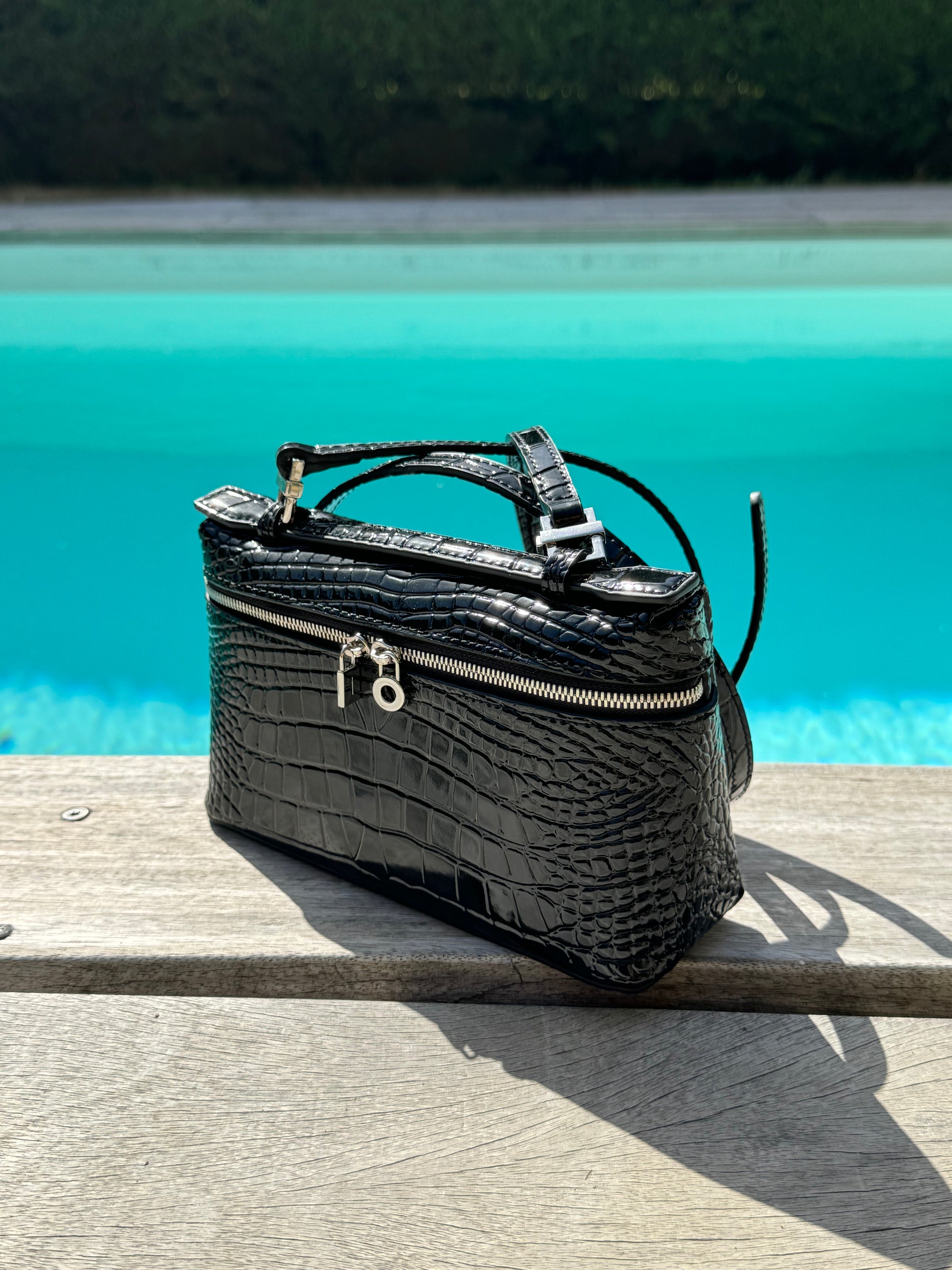 Sac vanity noir effet croco femme ALMA OBSIDIAN Lana Paris